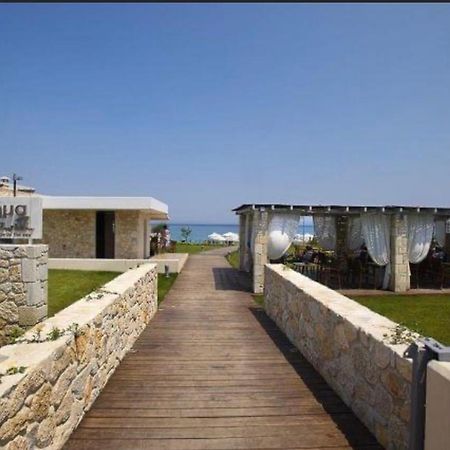 Detached Villa With Sea View Hanioti Exterior photo