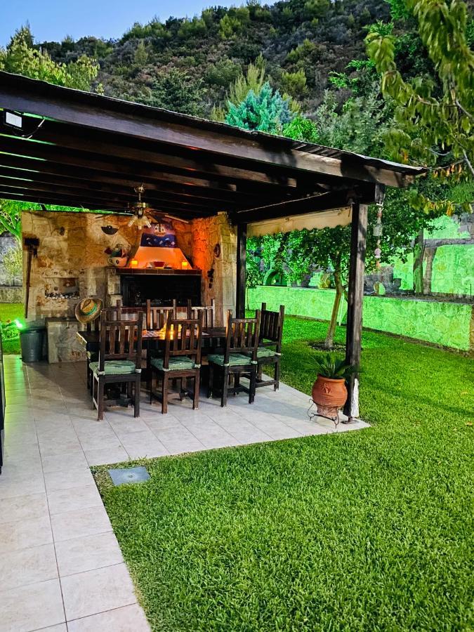 Detached Villa With Sea View Hanioti Exterior photo