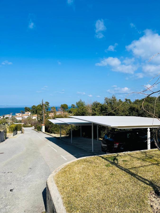 Detached Villa With Sea View Hanioti Exterior photo